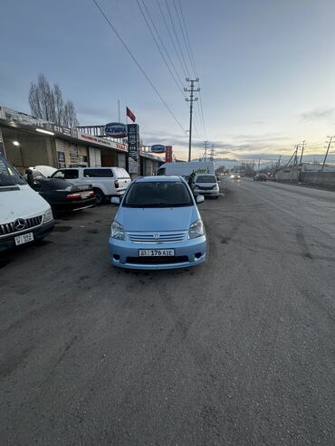 Toyota: Toyota Raum: 2003 г., 1.5 л, Бензин