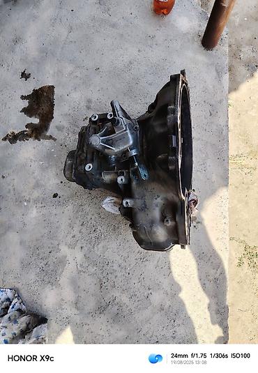 opel corsa b: Merivanın üstündən çıxıb, 5 skorostdu, ehtiyat hissəsi kimi satılır — 1