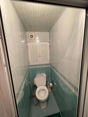 Uzunmüddətli kirayə mənzillər: Ev Memar Əcəmi metrosundan 15 dəqiqə məsafədə yerləşir.İşıqı qazı suyu — 8