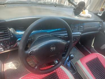 Opel: Opel Vectra: 2 l | Universal — 5