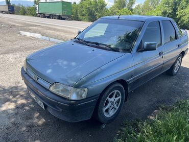 замок машин: Ford Escort: 1992 г., 1.4 л, Механика, Бензин, Хетчбек