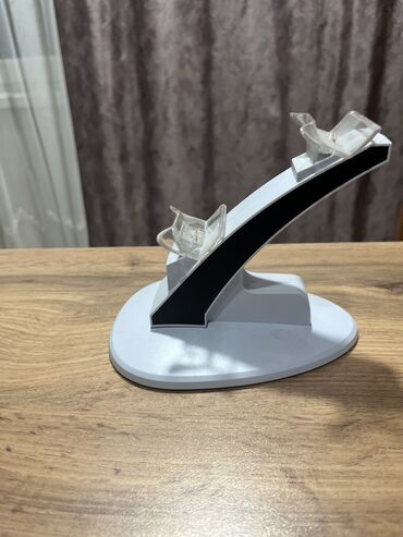 пулть микшер: Док станция для пс 5 подключается через USB адаптер (продаю так как