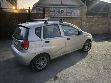 семорка машина: Daewoo Kalos: 2002 г., 1.5 л, Механика, Бензин