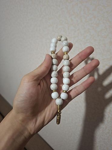 Digər aksesuarlar: Təsbeh yenidir. Turmede duzeldilib el isidir.Normal qiymeti 60 Azndi — 2