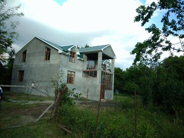 balaxani heyet evi: 5 otaqlı, 300 kv. m, Təmirsiz