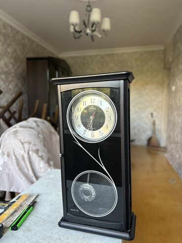 metbex ucun saatlar: Настенные часы, Электронные, С маятником