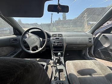 Транспорт: Nissan Maxima: 1999 г., 0.3 л, Механика, Бензин, Седан — 2