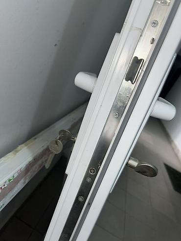 qab gulleri: Qapının Uzun:209 Eni:71 Furamu qalıb Furamuqanı kəsməy də olar PVC — 5