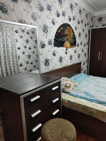 Uzunmüddətli kirayə mənzillər: Mənzil kirayə verilir. 3 otaq, 5.1 m. tam əşyalı, Elmler m. Uzun — 15