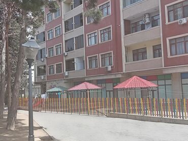 Кастрюли: Salam. Ev uzunmuddetli verilir. 20 Yanvar metrosuna ayaqla 200 metr