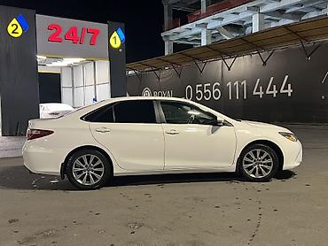 двери на 2107: Toyota Camry: 2017 г., 2.5 л, Вариатор, Гибрид, Седан — 3