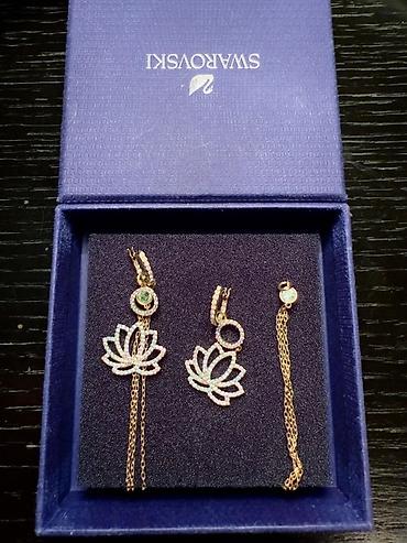 zinət əşyaları: Dəstə daxildir: Sırğa, Swarovski — 1