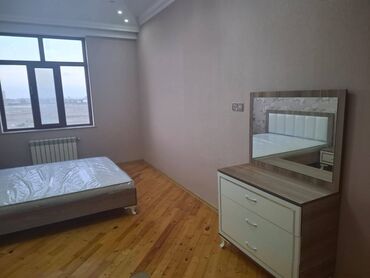 Uzunmüddətli kirayə mənzillər: Xaqlar metrosu Medicalın yanınında mənzil kirayə verilir. Mərtəbə — 2