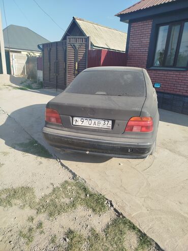 мерс газ: BMW 5 series: 1996 г., 2 л, Механика, Бензин, Седан