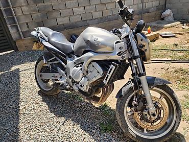 мт 07: Yamaha RJ07, 2003 г., 600 см³, серебристый цвет. Нейкед с рядным — 2