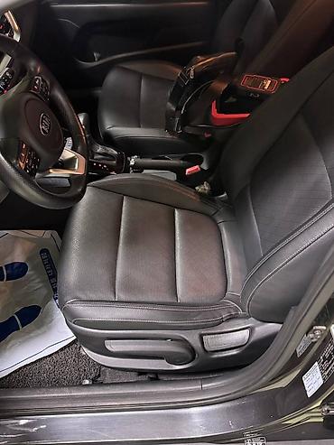 Kia: Kia Stonic: 2018 г., 1.4 л, Автомат, Бензин, Хэтчбэк — 10