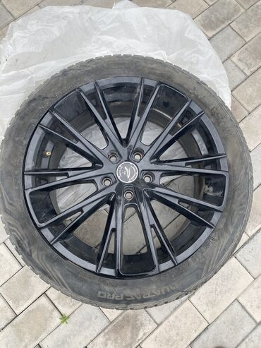 Диски: Литые Диски R 18 Toyota, отверстий - 5, Б/у at lalafo.kg Диски: Литые Диски R 18 Toyota, отверстий - 5, Б/у