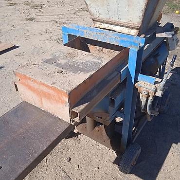 Производство кирпичей: Полуавтомат Тоо-кирпич чыгарган пресс станок сатылат. Саманблок — 2