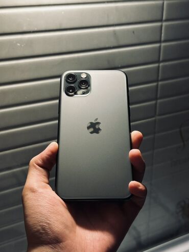 телефон арзан бу: IPhone 11 Pro, Б/у, 256 ГБ, Matte Midnight Green, Зарядное устройство, 93 %