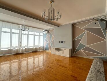 Продажа участков: 4 комнаты, 210 м², Элитка, 6 этаж, Косметический ремонт