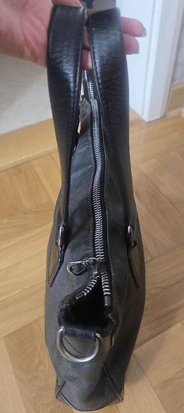 balenciaga torba ceger: BALLY shopping tote bag, jako jako velika. Ima kožne ručke i ćoškove — 8