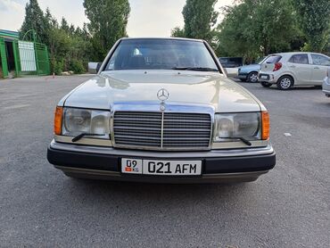 панель на спринтер: Mercedes-Benz W124: 1990 г., 2 л, Механика, Бензин, Седан