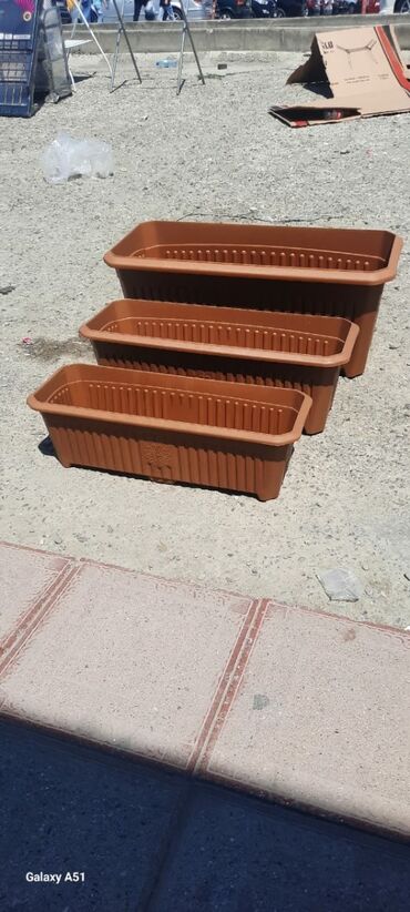 Bitkilər üçün dibçəklər: Dibceklər gulqabilar duzbucaqli yumru asilqan kvadrat — 7