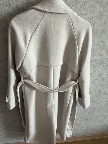 Paltolar: Bershkadan alinib. Geyinilmeyib hec. XS olcusudur biraz bol modeldir M -da lalafo.az — 9 Paltolar: Bershkadan alinib. Geyinilmeyib hec. XS olcusudur biraz bol modeldir M — 9