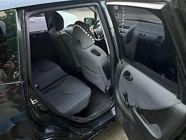 lada vesta: Honda Jazz: 2006 г., 1.4 л, Вариатор, Бензин, Хэтчбэк — 4