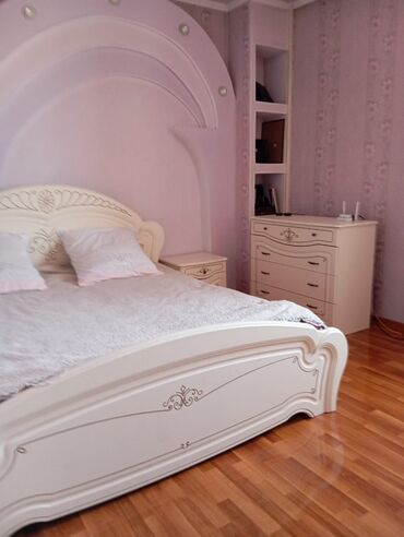 Долгосрочная аренда домов: 350 м², 6 комнат, Парковка — 5