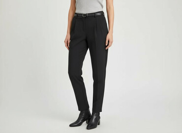 legginsy z zapiętkami reserved: F&F, Material trousers for women, size M