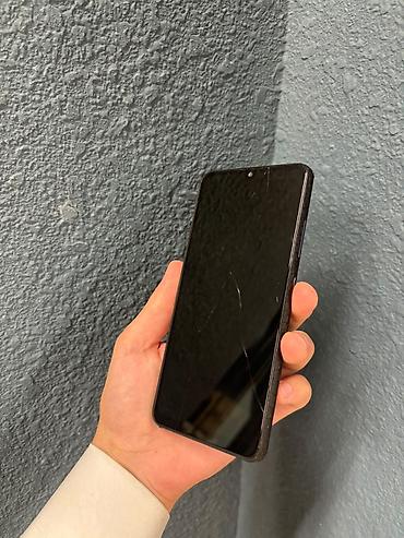 samsun a33: Samsung Galaxy A33, 128 GB, rəng - Qara, Qırıq — 3