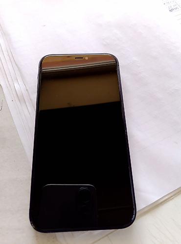 Mobil telefonlar: IPhone 11 — 2