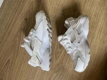 Patike: Nike, Veličina - 28, Anatomske — 2