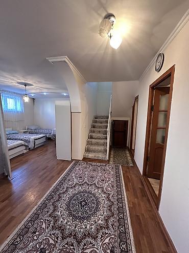 Продажа коттеджей и домов: Продаю Дом. Ж/м Учкун Дом большой просторный. Красная книга, тех — 7