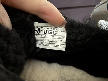 Личные вещи: Кроссовки, 39, UGG, Б/у, цвет - Черный — 2