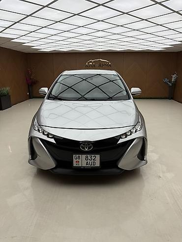 портер на прадаж: Toyota Prius: 2020 г., 1.8 л, Автомат, Гибрид, Хэтчбэк — 1