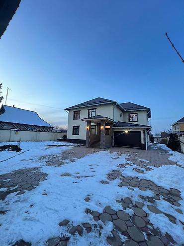 Продажа коттеджей и домов: ЧЕКЧЕЙГЕН ЖЕР ҮЙ САТЫЛАТ!!! 1-линияда жайгашкан ✅ Жери: 20 соток ✅ Үй — 1