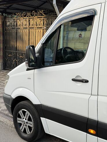 Mercedes-Benz: Mercedes-Benz Спринтер: 2008 г., 3 л, Механика, Дизель, Бус — 8