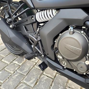 cfmoto 250sr: 650 sm3, 2022 il, 8000 km — 7