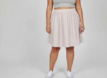 plisowane spódnice lata 70: PrettyLittleThing, Women`s skirt, size 2XL
