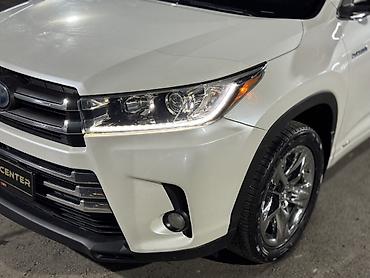 volkswagen golf v: Toyota Highlander: 2018 г., 3.5 л, Гибрид, Кроссовер — 4