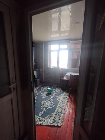 badamdarda: Bakı, 5 otaqlı, Köhnə tikili, 100 kv. m — 3