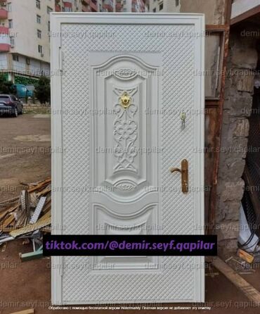Giriş qapıları: Seyf qapılar Münasib qapılar Dəmir qapı Ev qapıları Çol qapısı -da lalafo.az — 8 Giriş qapıları: Seyf qapılar Münasib qapılar Dəmir qapı Ev qapıları Çol qapısı — 8
