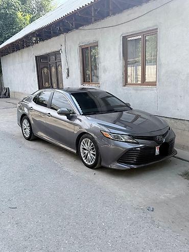 mini coper: Toyota Camry: 2018 г., Автомат, Бензин, Седан — 3