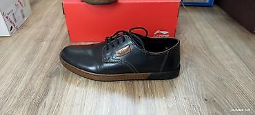 Кроссовки и спортивная обувь: Кроссовки Warrior - Размер: 41 - Цена на фото: 2500 сом - Цвет — 11