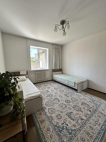 Продажа коттеджей и домов: 🏡 Продаётся участок 6.5 соток с домом (ж/м Кара-Жыгач) Участок и — 10