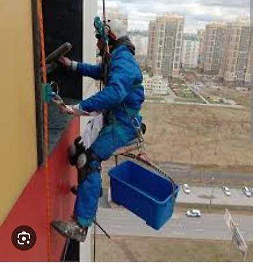 Высотные работы: Промышленный альпинизм: мойка и очистка фасадов и остекления - — 4