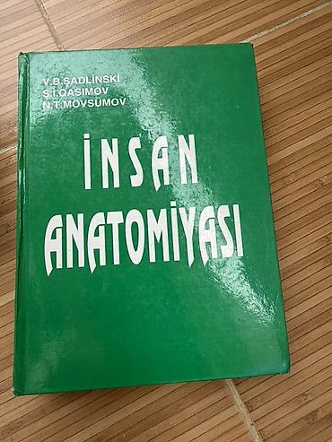 Kitablar və jurnallar: Məhsul: “İnsan Anatomiyası” kitabı - Müəlliflər: V.B. Şadlinski, S.İ — 1