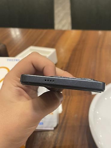 black berry passport: Tecno Spark 20, 256 GB, rəng - Qara, Sənədlərlə — 3